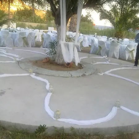 Isalos Serifos Livadi (Serifos)